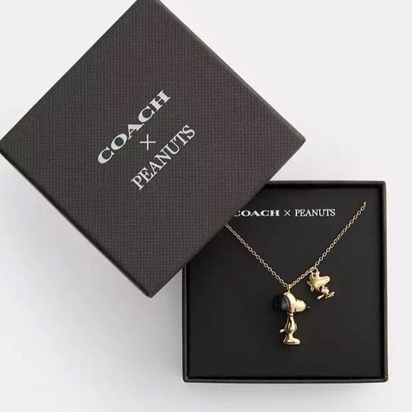 NWT Coach X Peanuts Snoopy And Woodstock Pendant Necklace CCA48 Gold /Black - Picture 6 of 8